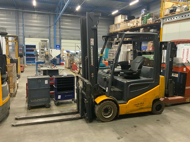 2014 jungheinrich egf430k 400zz vorkheftruck - afbeelding 1 van  16