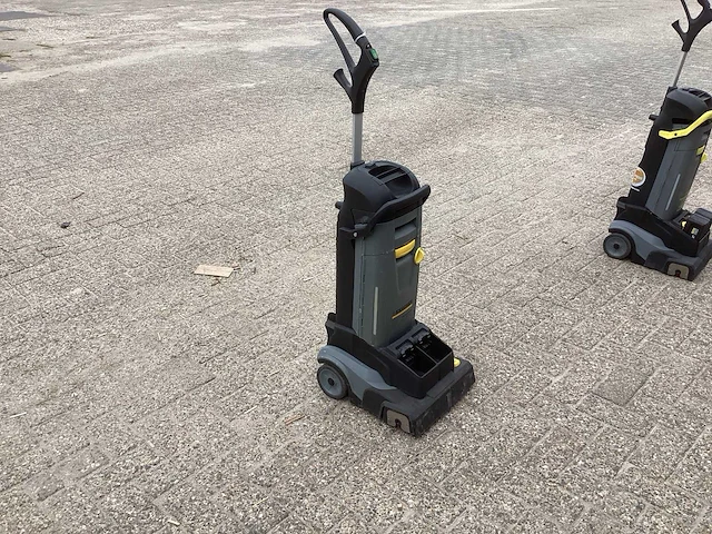 2014 kärcher br 30/4 c industriële stofzuiger - afbeelding 2 van  6