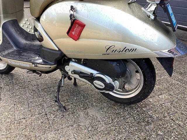 2014 killerbee snorscooter ht50qt-29a scooter - afbeelding 9 van  13