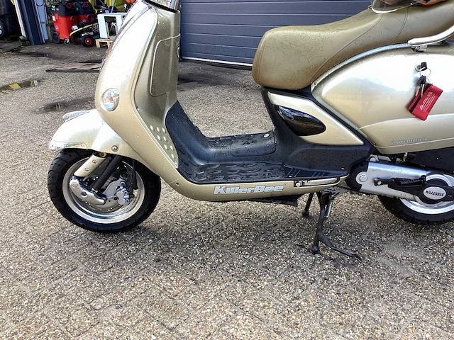 2014 killerbee snorscooter ht50qt-29a scooter - afbeelding 10 van  13