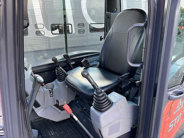 2014 kubota kx165-5 midigraafmachine - afbeelding 21 van  31