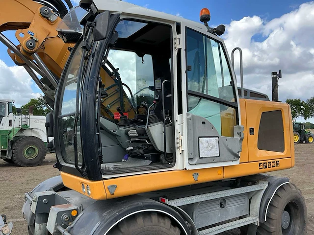 2014 liebherr a914 litronic mobiele kraan - afbeelding 14 van  37
