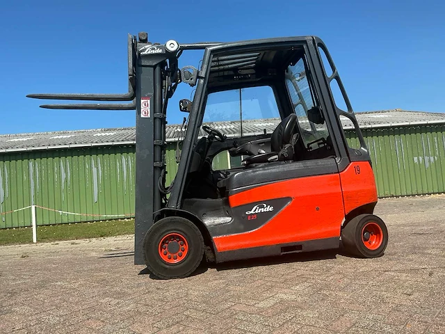 2014 linde e25 vorkheftruck - afbeelding 2 van  17
