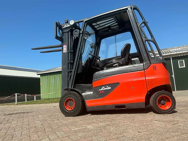 2014 linde e25 vorkheftruck - afbeelding 3 van  17