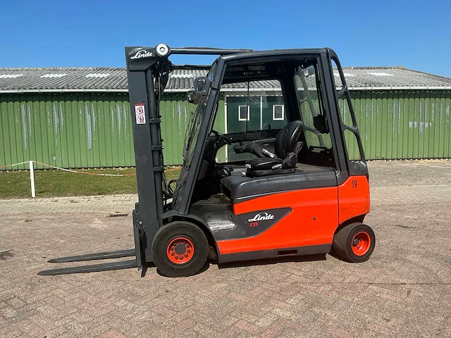 2014 linde e25 vorkheftruck - afbeelding 16 van  17