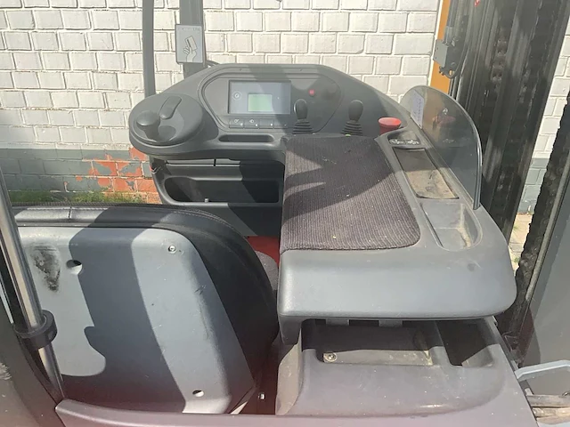 2014 linde r14-01 reach truck - afbeelding 16 van  18