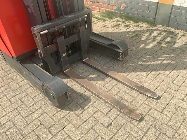 2014 linde r14-01 reach truck - afbeelding 17 van  18
