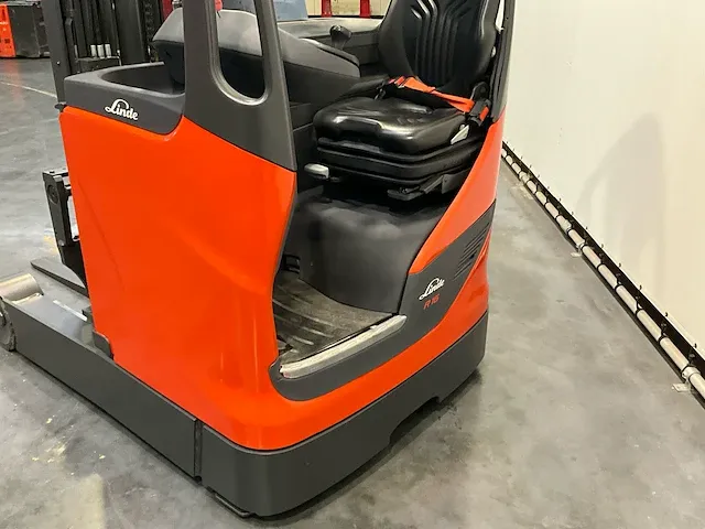 2014 linde r16-01 reach truck - afbeelding 12 van  14