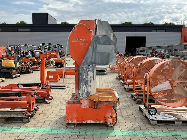 2014 lissmac dts 420 pe/n verticale steenzaagmachine / blokzaagmachine - afbeelding 2 van  9