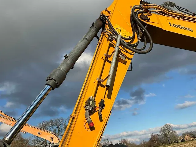 2014 liugong clg922e rupsgraafmachine - afbeelding 7 van  46