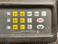 2014 mad munck sbm99b banden balanceerapparaat - afbeelding 8 van  9
