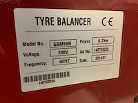 2014 mad munck sbm99b banden balanceerapparaat - afbeelding 9 van  9