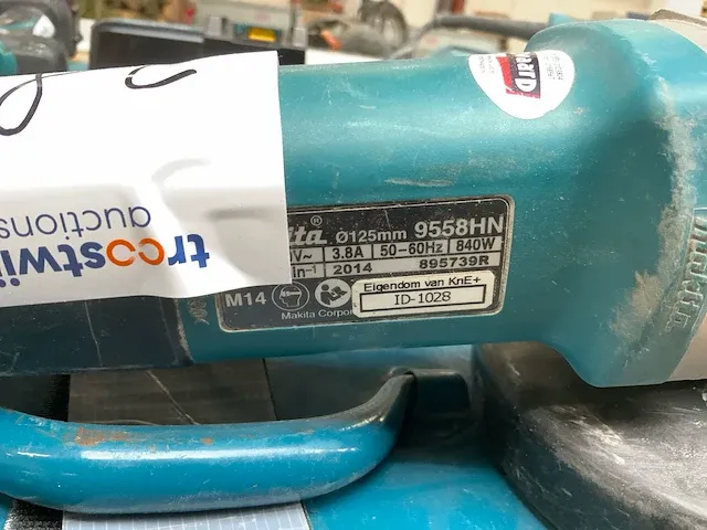 2014 makita 9558hnr haakse slijpmachine - afbeelding 3 van  4