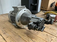 2014 marzocchi hydrauliekpomp - afbeelding 2 van  3
