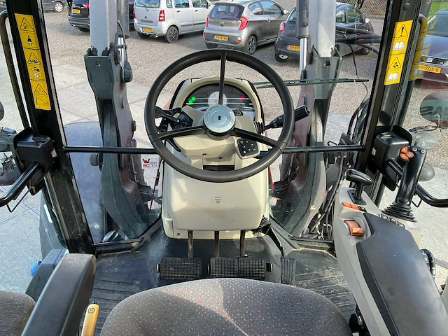2014 massey ferguson 5612 dyna-4 vierwielaangedreven landbouwtractor - afbeelding 17 van  40