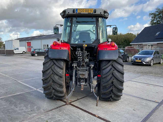 2014 massey ferguson 5612 dyna-4 vierwielaangedreven landbouwtractor - afbeelding 36 van  40