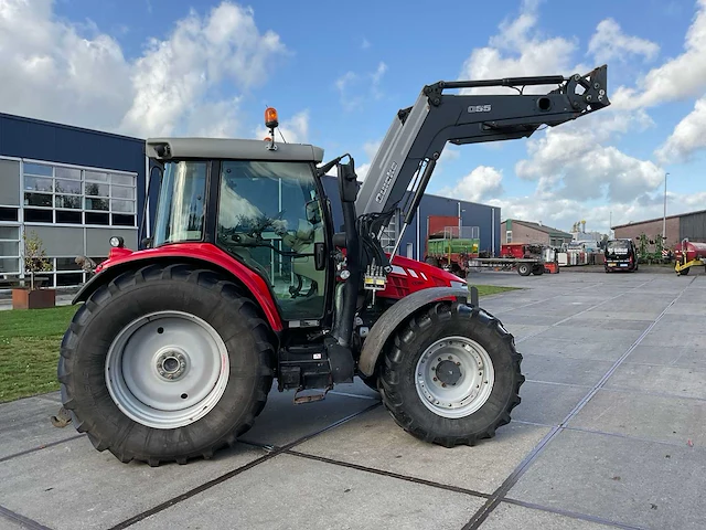 2014 massey ferguson 5612 dyna-4 vierwielaangedreven landbouwtractor - afbeelding 38 van  40