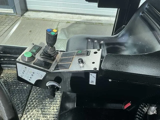 2014 mathieu fayat azura flex mc200 zelfrijdende veegmachine - afbeelding 3 van  21