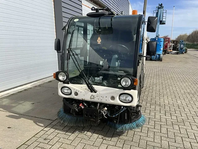 2014 mathieu fayat azura flex mc200 zelfrijdende veegmachine - afbeelding 17 van  21