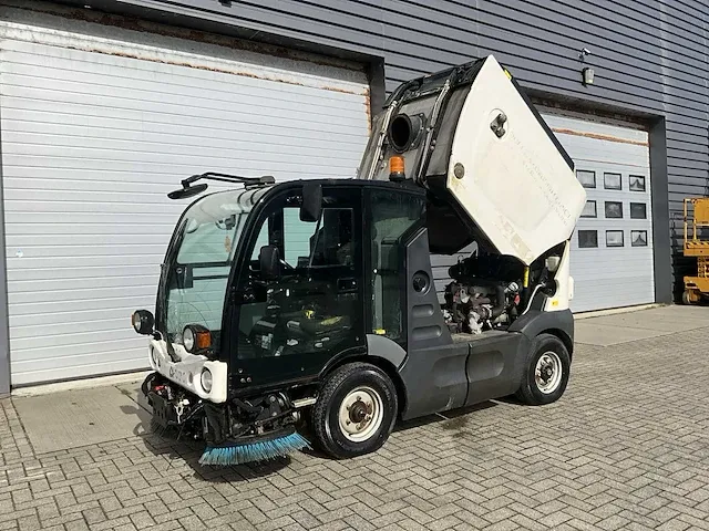 2014 mathieu fayat azura flex mc200 zelfrijdende veegmachine - afbeelding 18 van  21