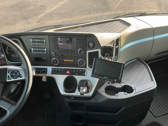 2014 mercedes-benz actros 2563 euro6 oprijwagen met dieplader - afbeelding 18 van  50