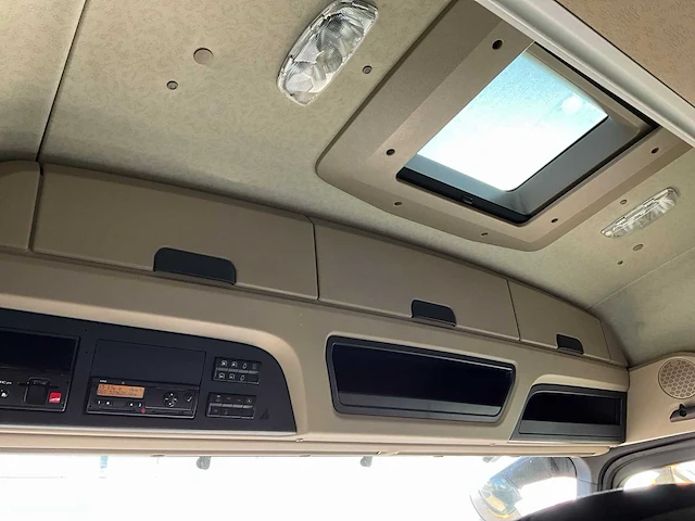 2014 mercedes-benz actros 2563 euro6 oprijwagen met dieplader - afbeelding 22 van  50