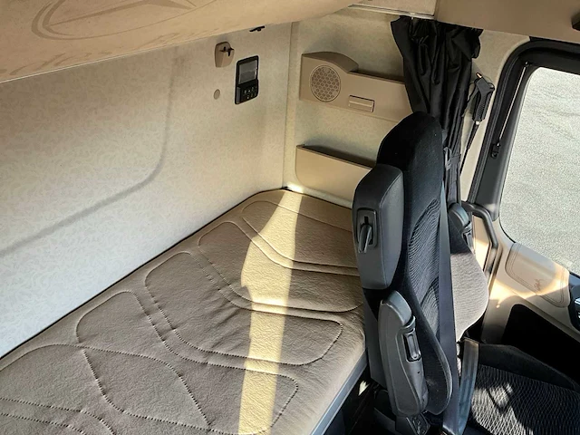 2014 mercedes-benz actros 2563 euro6 oprijwagen met dieplader - afbeelding 24 van  50