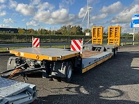 2014 mercedes-benz actros 2563 euro6 oprijwagen met dieplader - afbeelding 30 van  50