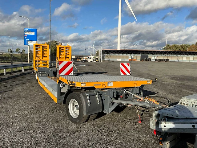 2014 mercedes-benz actros 2563 euro6 oprijwagen met dieplader - afbeelding 32 van  50