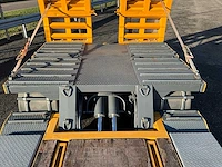 2014 mercedes-benz actros 2563 euro6 oprijwagen met dieplader - afbeelding 43 van  50