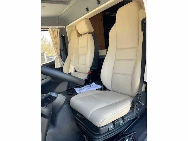 2014 mercedes-benz atego 1230 paardenvrachtwagen - afbeelding 36 van  81