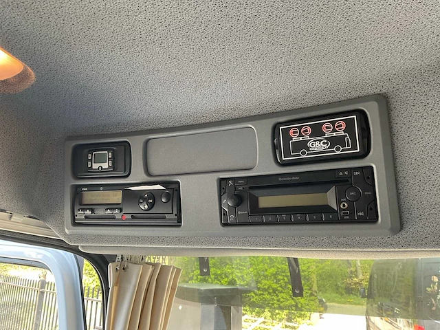 2014 mercedes-benz atego 1230 paardenvrachtwagen - afbeelding 46 van  81