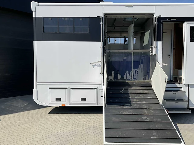 2014 mercedes-benz atego 1230 paardenvrachtwagen - afbeelding 54 van  81