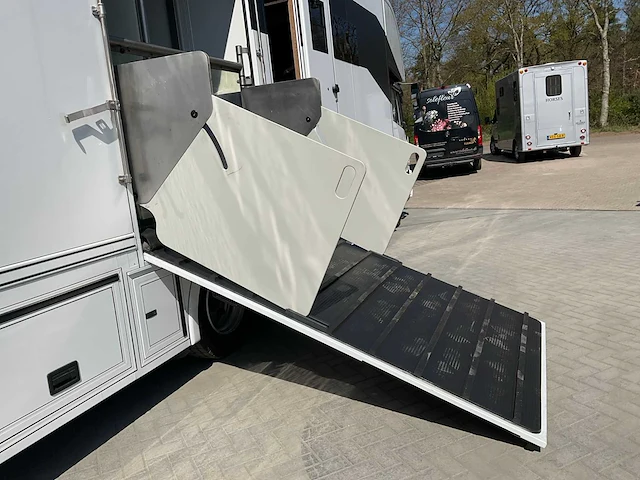 2014 mercedes-benz atego 1230 paardenvrachtwagen - afbeelding 60 van  81