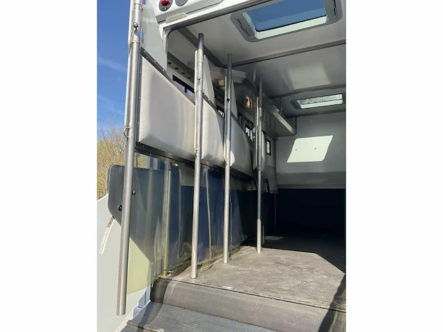 2014 mercedes-benz atego 1230 paardenvrachtwagen - afbeelding 76 van  81