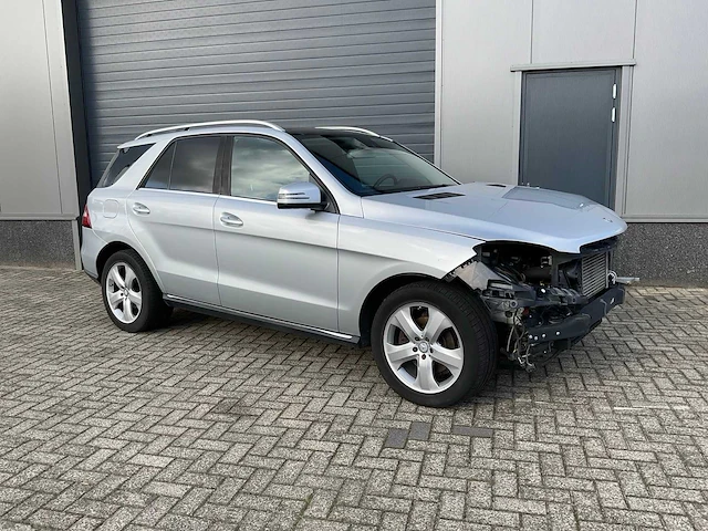 2014 mercedes-benz ml 350 bluetec bedrijfswagen - afbeelding 1 van  32