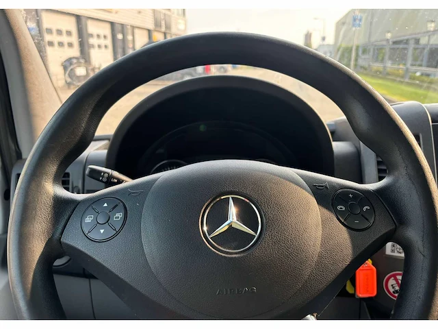 2014 mercedes-benz sprinter bedrijfswagen vk-686-b - afbeelding 3 van  15