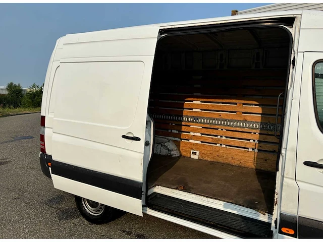 2014 mercedes-benz sprinter bedrijfswagen vk-686-b - afbeelding 11 van  15