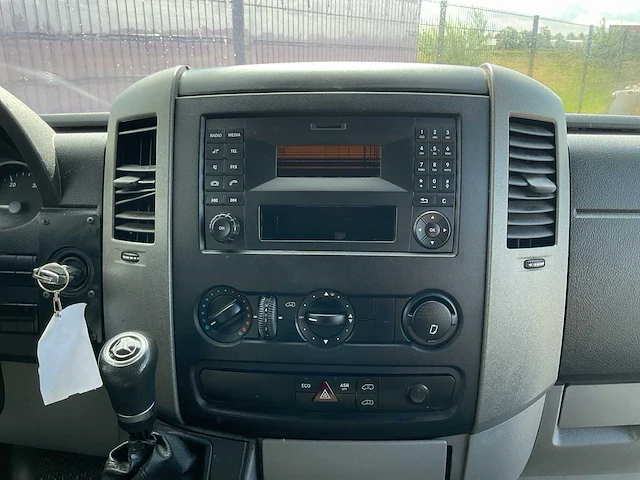 2014 mercedes-benz sprinter bedrijfswagen - afbeelding 11 van  11