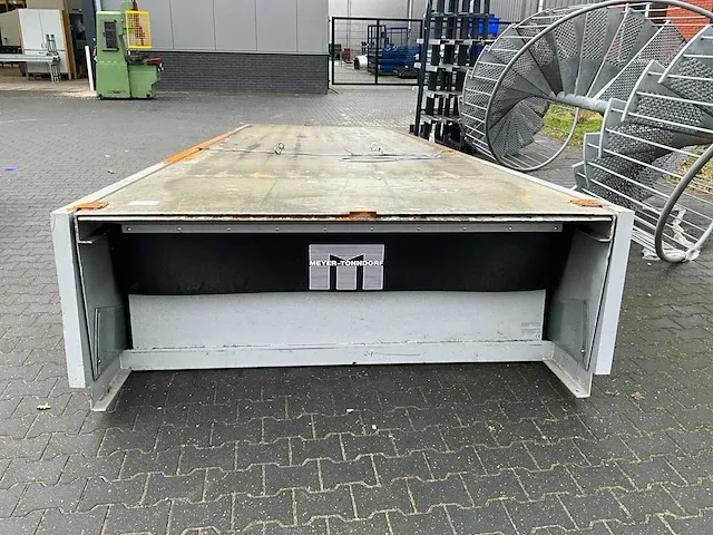 2014 meyer-tonndorf mtv 11/2000/40-1000 hydraulische dockleveller - afbeelding 5 van  12