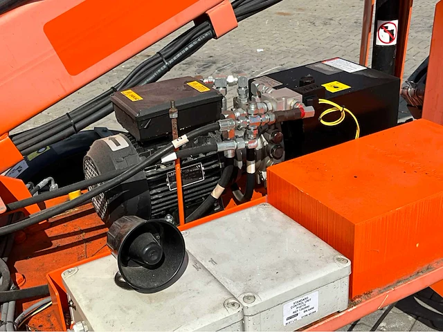 2014 niftylift nifty 120 tac hoogwerker aanhangwagen - afbeelding 13 van  27
