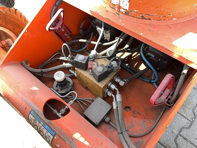 2014 niftylift nifty hr12ne hoogwerker - afbeelding 18 van  30