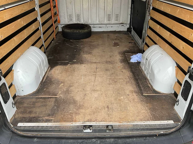 2014 nissan nv400 bedrijfswagen - afbeelding 31 van  39