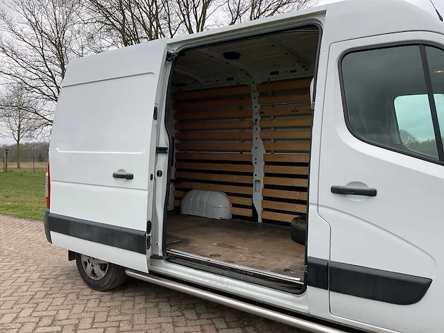 2014 nissan nv400 bedrijfswagen - afbeelding 33 van  39