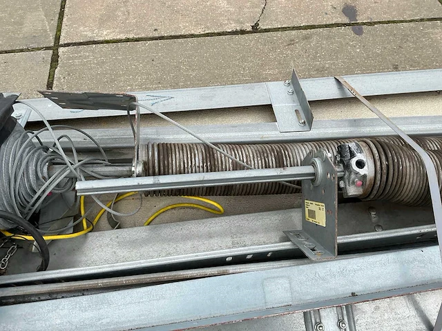 2014 overhead deur (3,09x2,86 mtr) - afbeelding 9 van  10