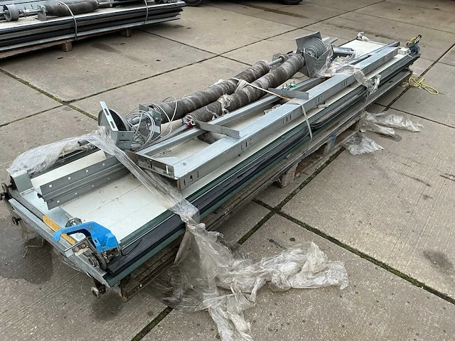 2014 overhead deur (3,72x2,85 mtr) - afbeelding 5 van  12