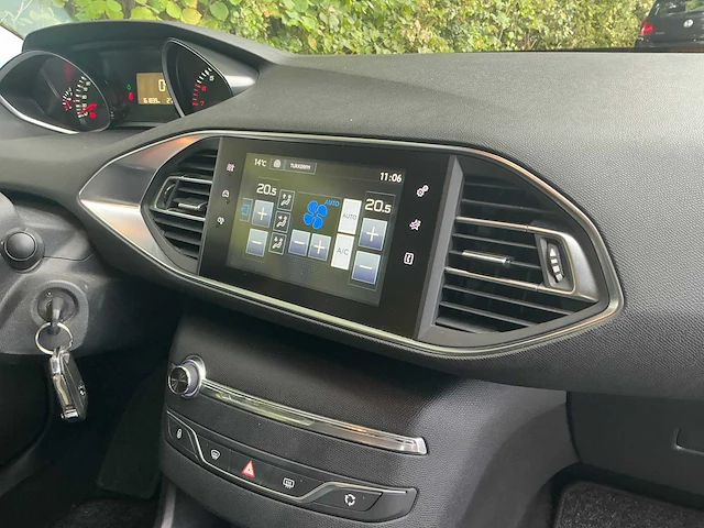 2014 peugeot 308 1.6 personenauto 6-xvz-84 - afbeelding 31 van  53