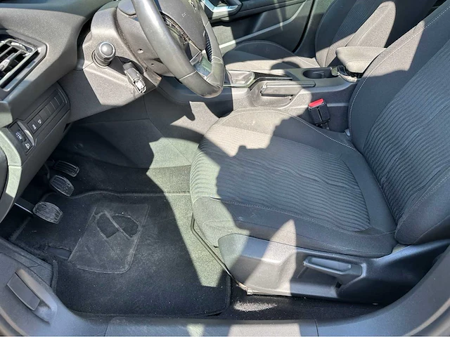 2014 peugeot 308 personenauto - afbeelding 11 van  30