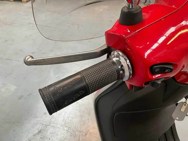 2014 piaggio vespa c38 scooter - afbeelding 3 van  19