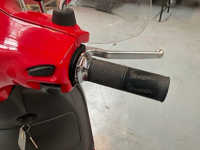 2014 piaggio vespa c38 scooter - afbeelding 4 van  19